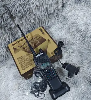 Baofeng Uv-82 Walkie Talkie High-Power, Long-Range Two-Way Radio
