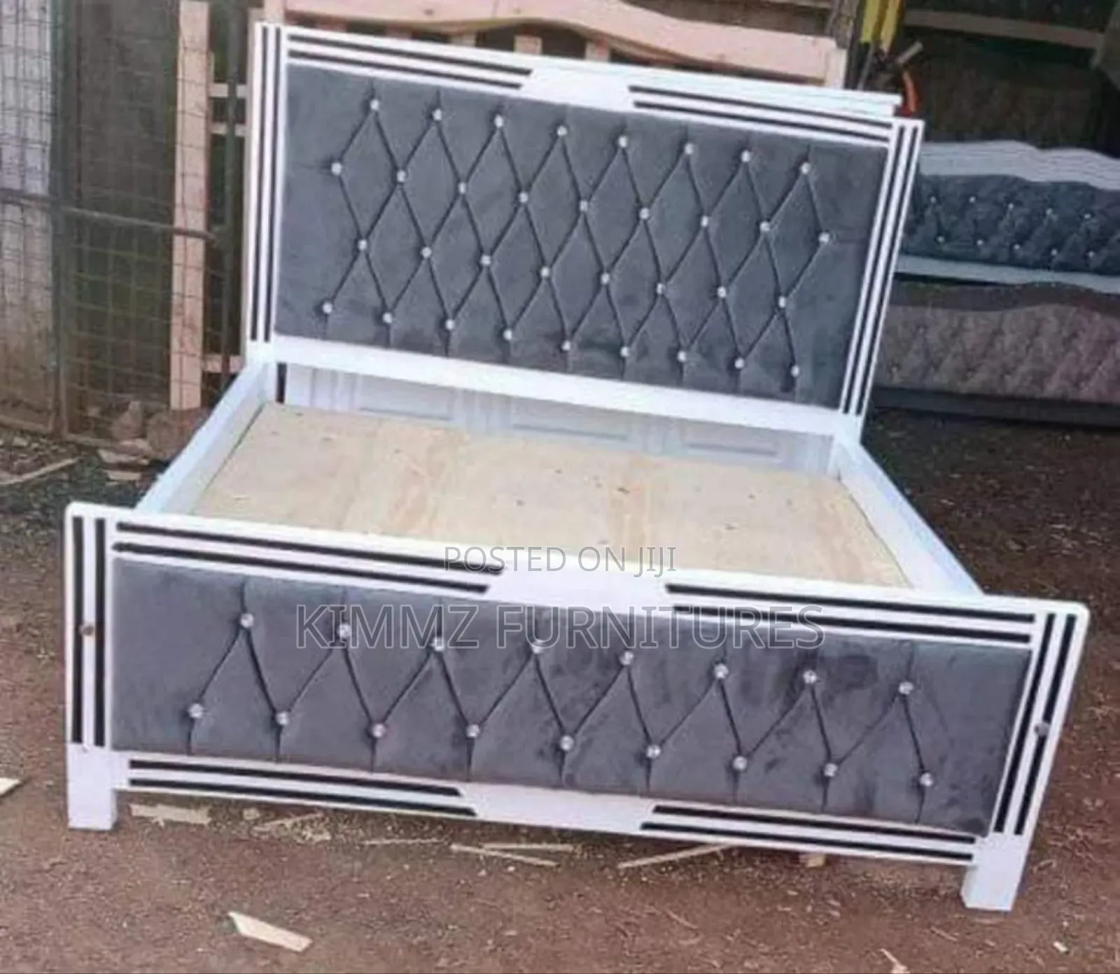 Striped Mocket Bed