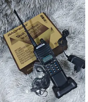 Baofeng Uv 82 Walkie-Talkie 8w 8-10km Durability and Reliability