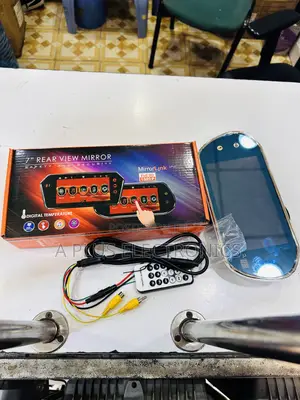 High-Quality 7" Car Mirror Monitor for Easy Parking
