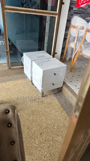 Side Drawers