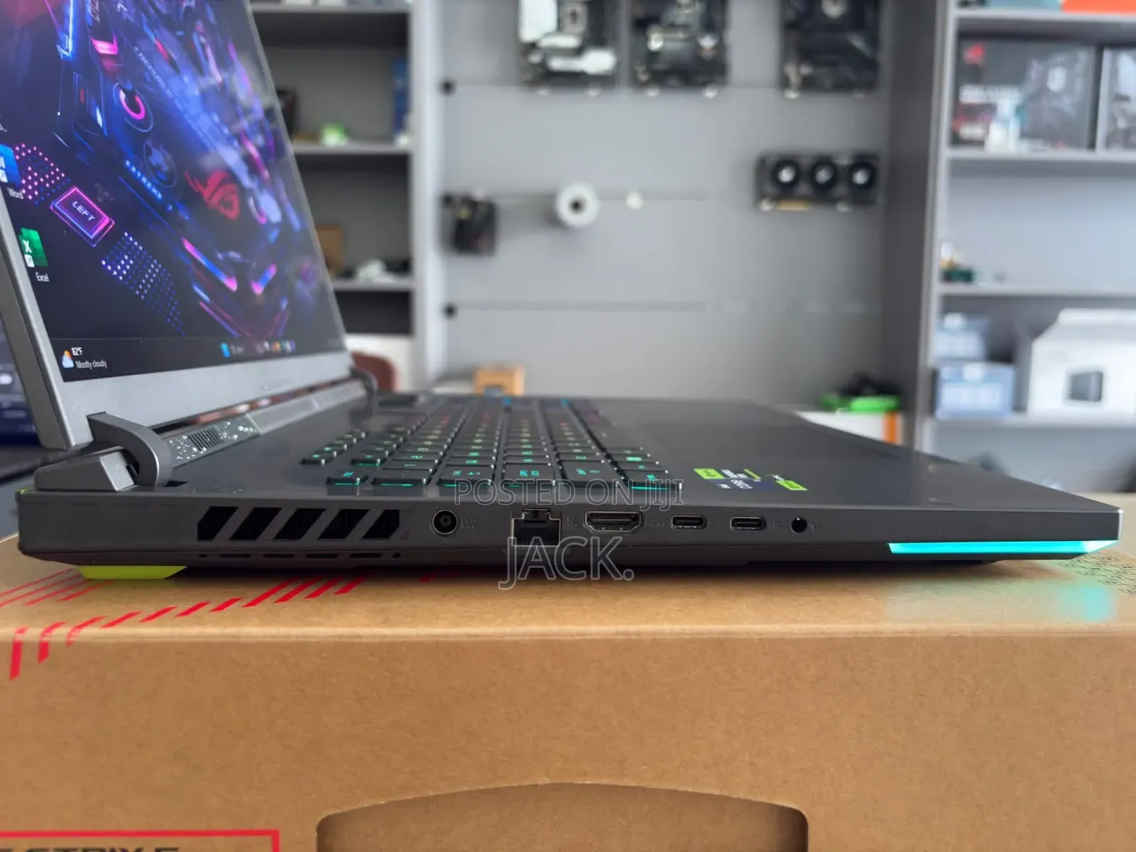 Laptop Asus ROG Strix G17 32GB Intel Core i9 SSD 1T