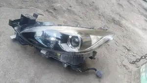 Mazda Axela Headlight 2015 Non - Xenon.