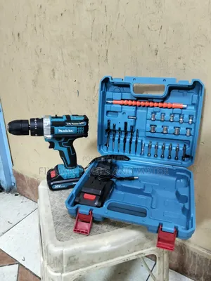 Fitting Makita Cordless Drill 36 V+ 2 Batteries