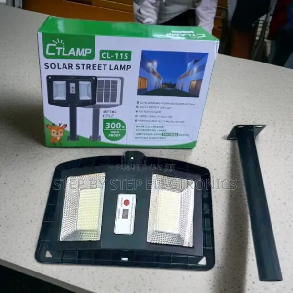 Ctlamp 300w Waterproof Double-Sided Solar Street Light for Outdoors