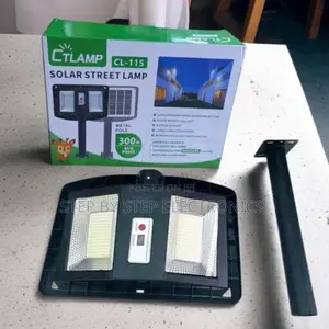 Ctlamp 300w High Performance Solar Street Light for Plaza Garden