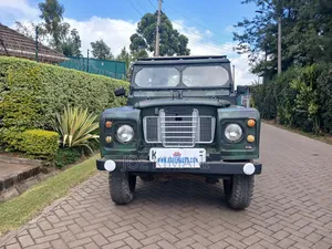 Land Rover Defender 1981 Green