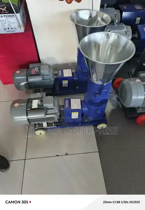 Animal Feed Pelletizer Machine 5hp (100-200kgs)
