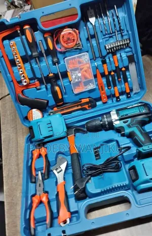 Super Makita Cordless Drill Set/