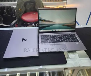Laptop HP ZBook Firefly 14 G7 32GB Intel Core i7 SSD 512GB