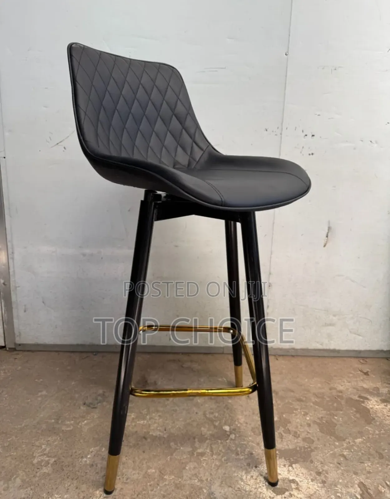 Swivel Stool
