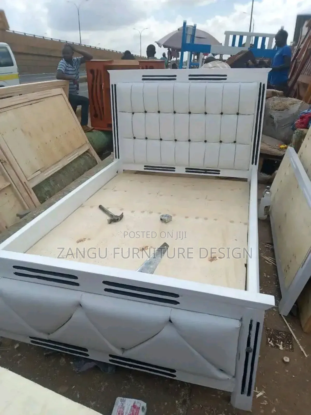 Contemporary-Age Mocket Beds on Special Offers !!