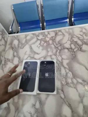 Apple iPhone 13 128 GB Black