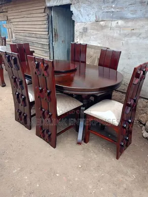 -Seater Oval Dinning Table Set
