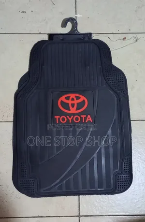 5pc Black Toyota Logo 5pc Carpet Mats