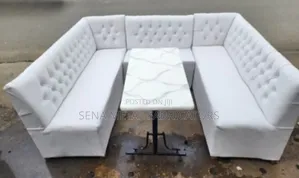 U Shaped Couches for Bars and Restaurant