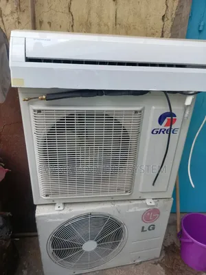 Split Air Conditioner / Outdoor Condenser Unit