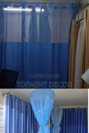 Well Ventilated Blue Hospital Partition Hospital Curtains