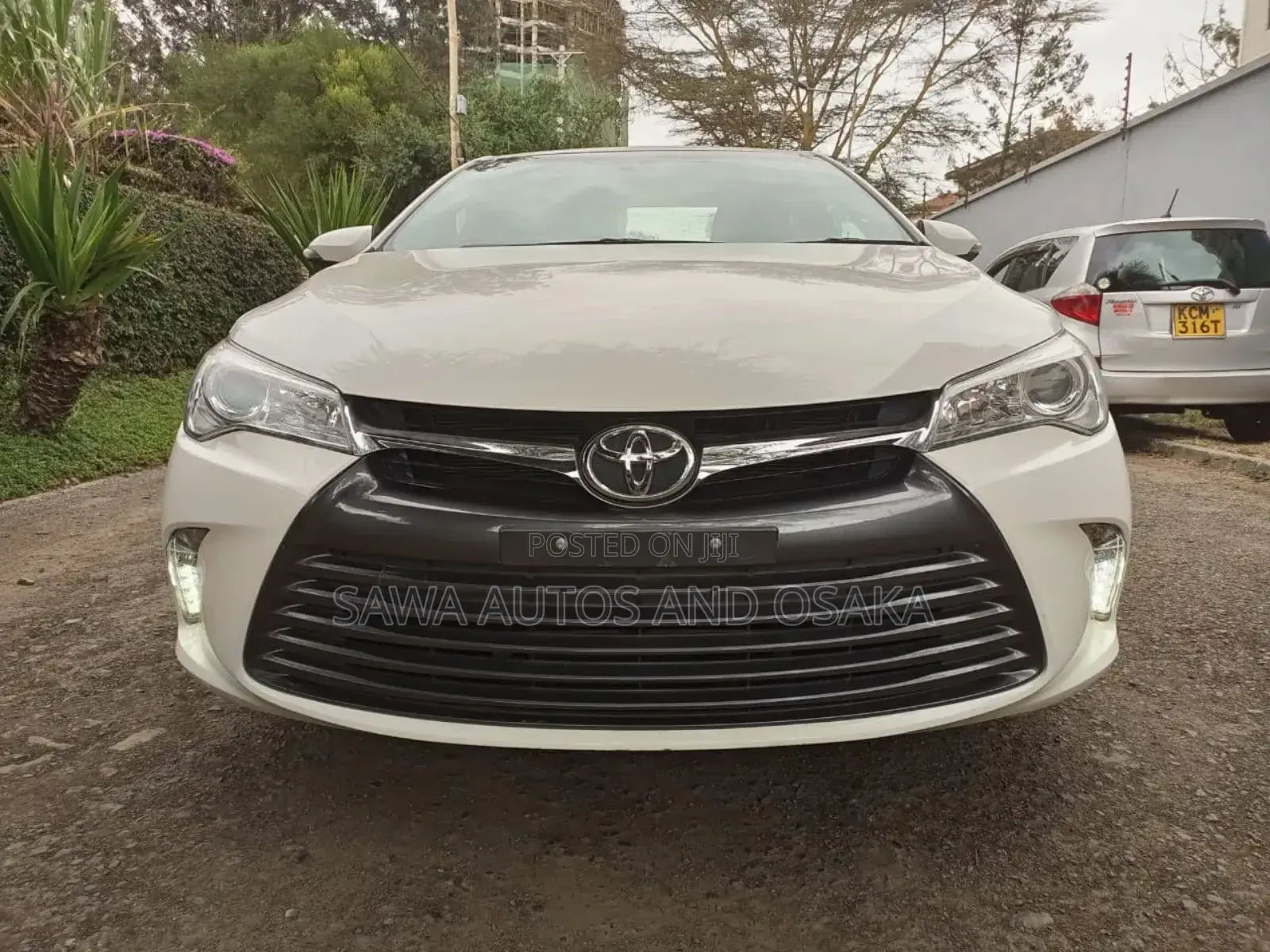 Toyota Camry 2015 White