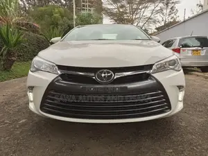 Toyota Camry 2015 White