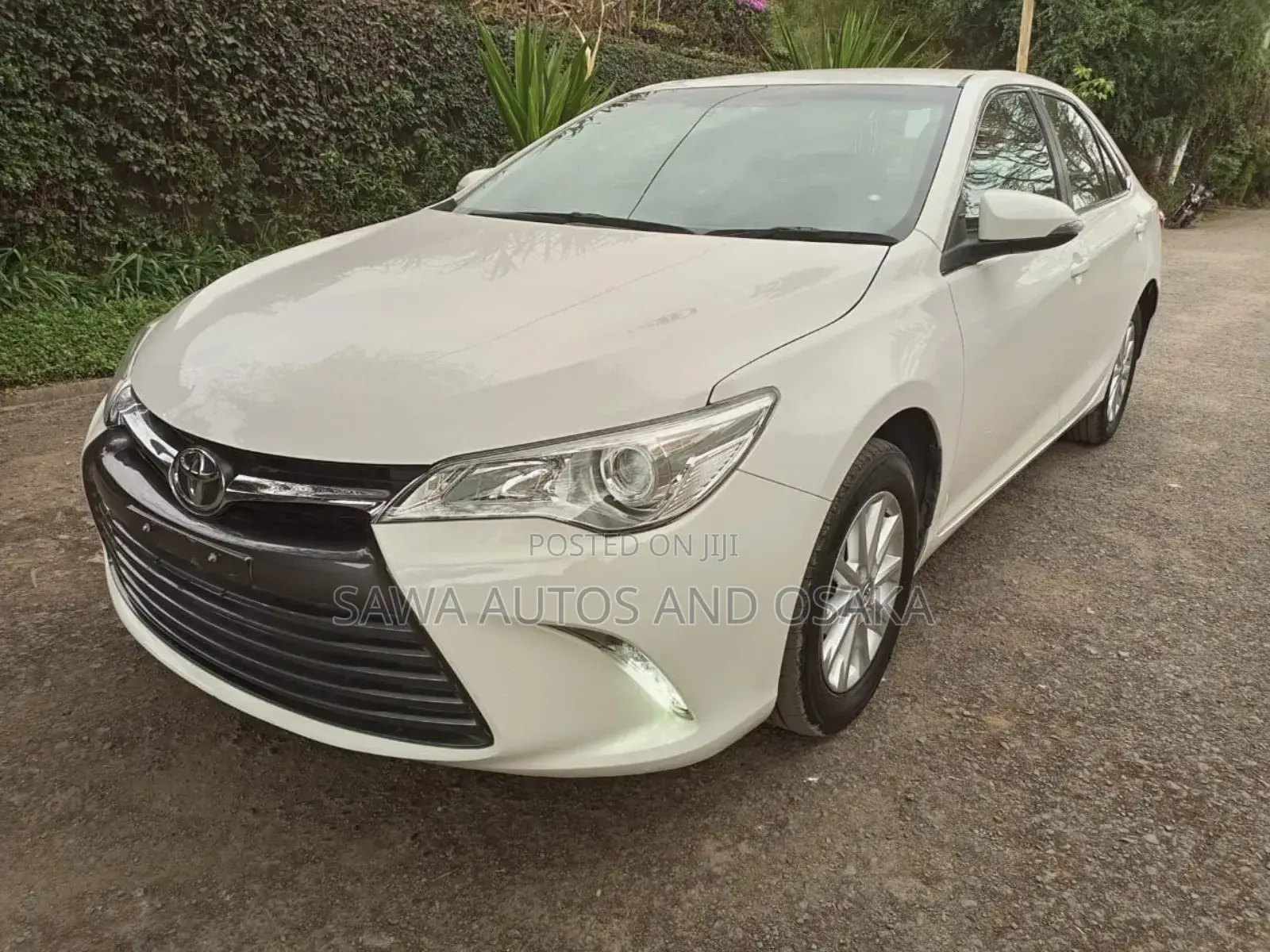 Toyota Camry 2015 White