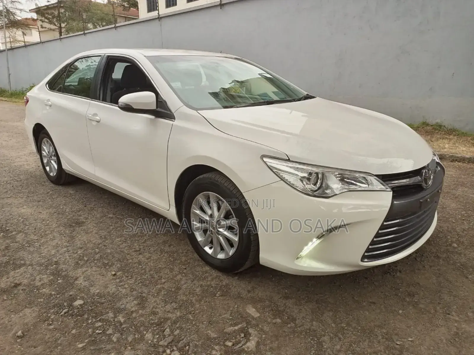 Toyota Camry 2015 White