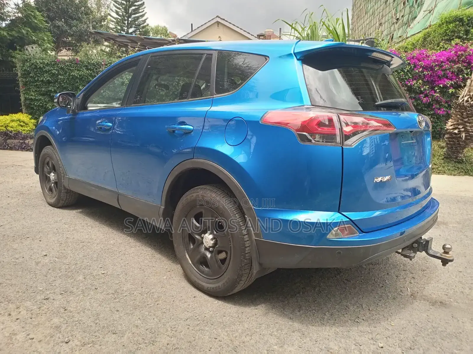 Toyota RAV4 2018 Blue