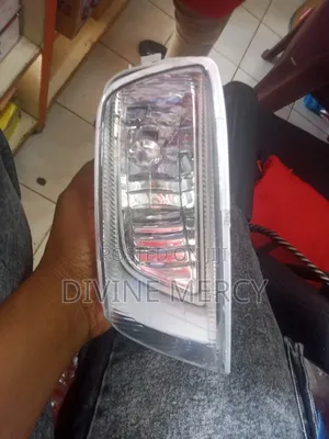Toyota Premio Fog Light