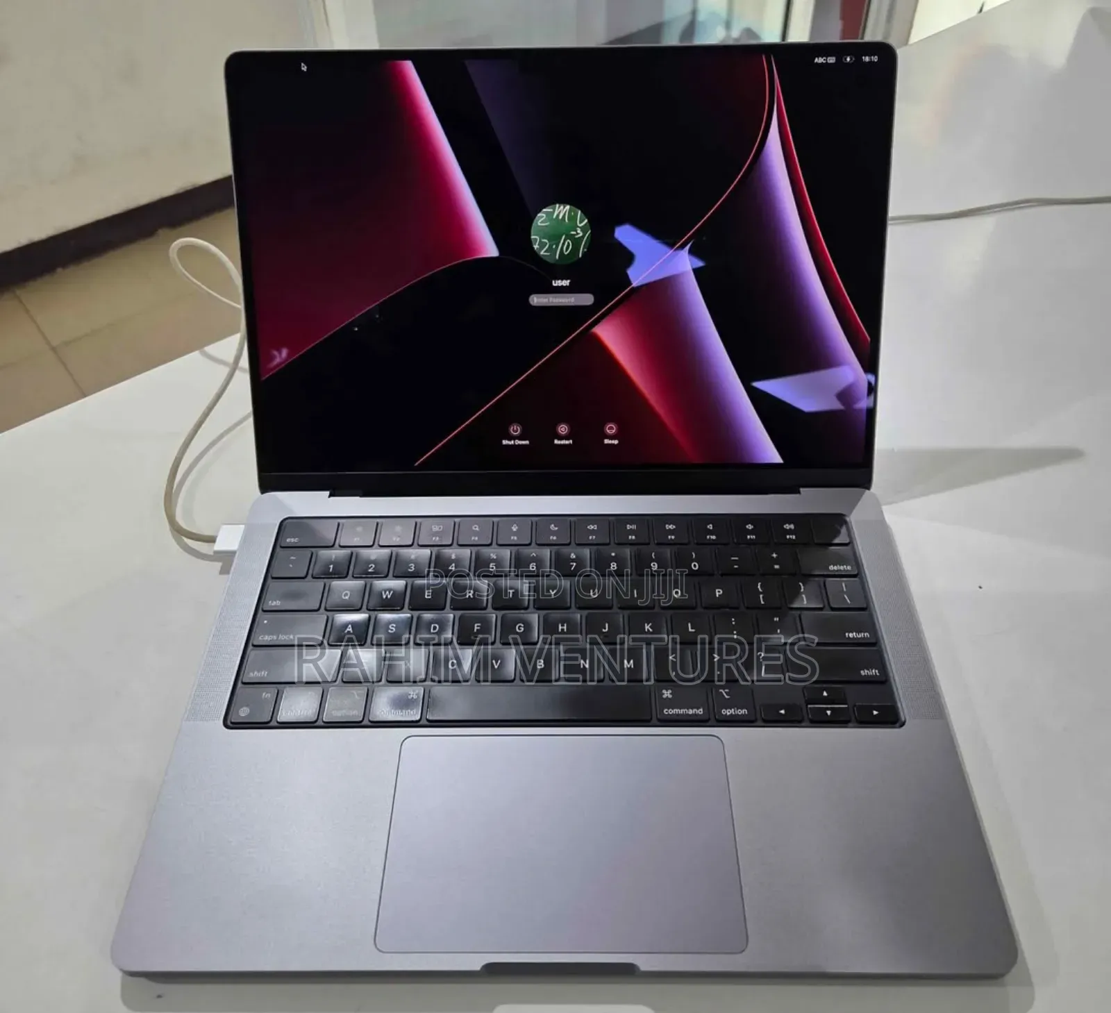 Laptop Apple MacBook Pro 2021 M1 16GB Intel Core i7 SSD 512GB
