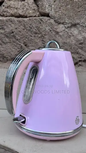 Swan 1.5l Pink Vintage Kettle