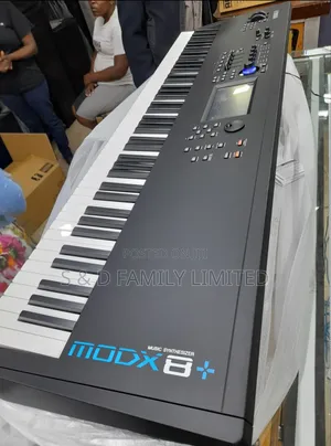 Yamaha Modx8+ Sythensizer Keyboard