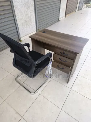 Office Desk With Storage Shelf – Everything Within Reach