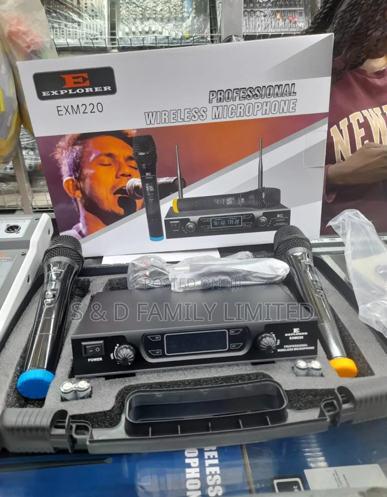 Explorer Emx 220 Wireless Microphone System