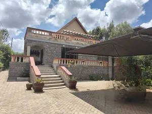 4bdrm Maisonette in Kerarapon Drive for rent