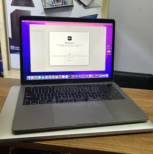 Laptop Apple MacBook Pro 2016 16GB Intel Core I5 SSD 512GB