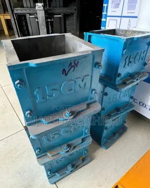 Testing Cube Moulds 15cm