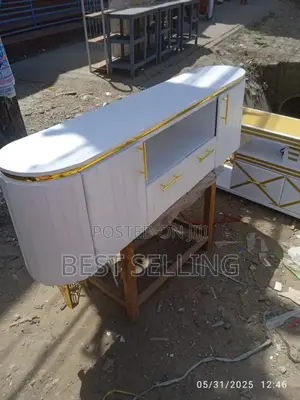 Oval White Tv Stand