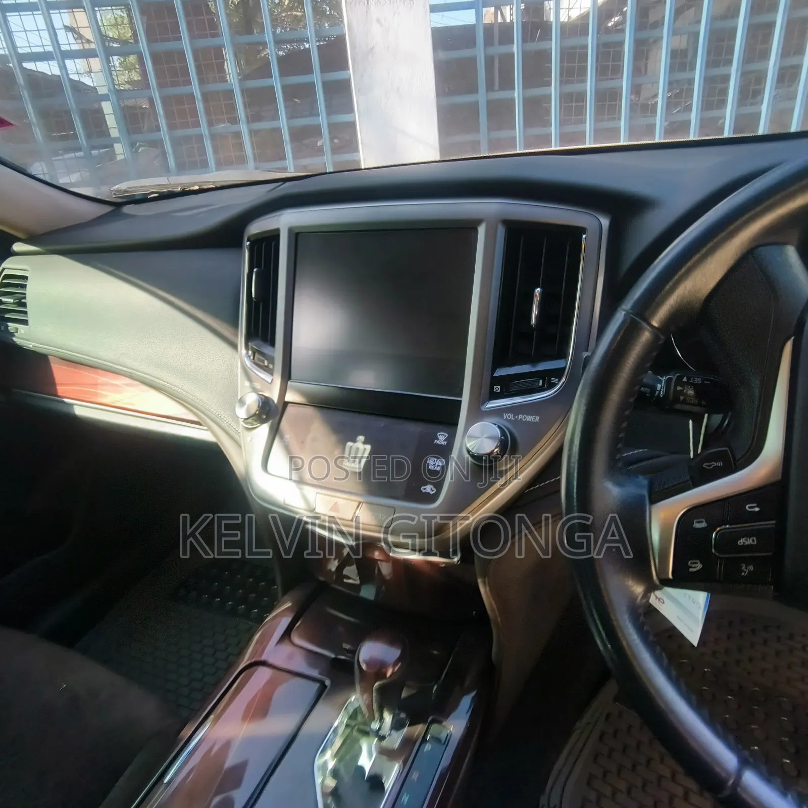 Toyota Crown 2015 Silver