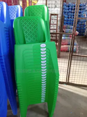 Heavy Duty Armless Plastic Chairs