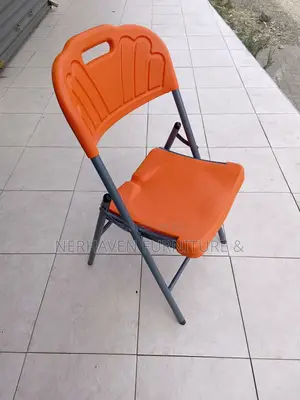 Heavy-Duty Foldable Chair for Home Events