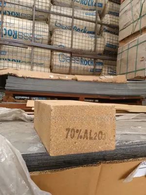 70% Alumina Standard Firebricks 1750–1800°C for Furnaces