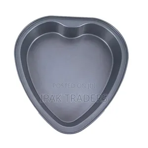  Metallic Heart Shaped Baking Tin
Size ; 28cm 
Non Stick