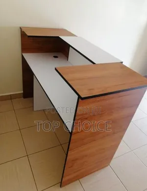 Reception Waiting Desk