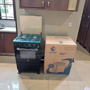 4-Burner Full Free Standing Cooker With Gas Oven and Auto Ignition