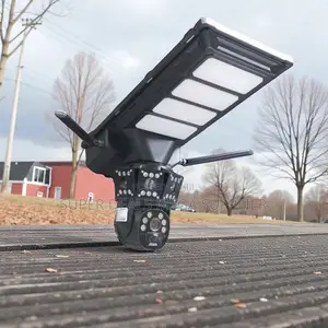 Large Capacity Batteries 4g PTZ Security Camera Solar Street Light