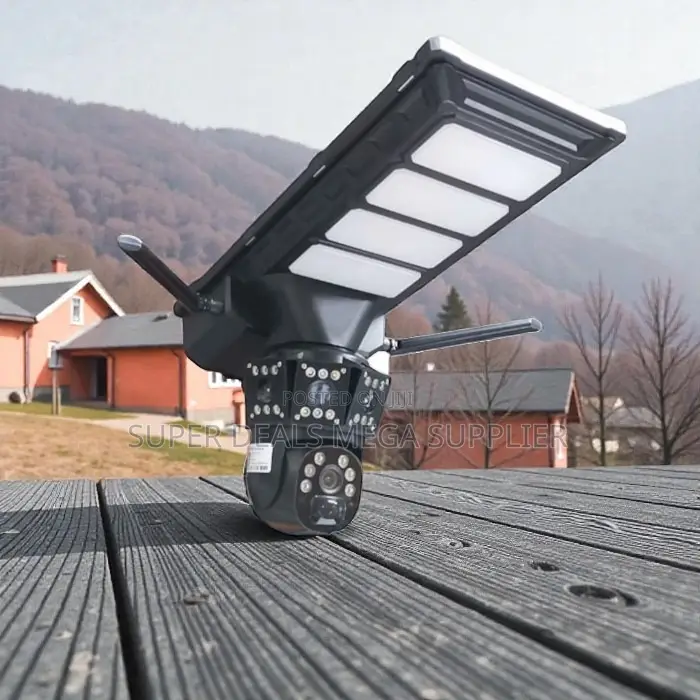 Ultra Low Power 4g PTZ Smart Security Camera System Solar Street Light
