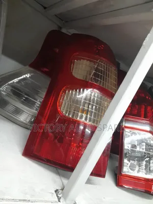 Succeed Taillight
