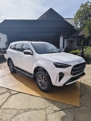 New Isuzu MU-X 2025 White