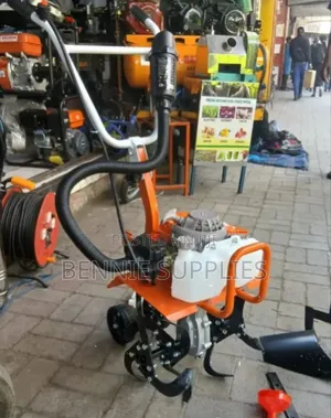 Gasoline Tiller Machine / Available Gasoline Tiller Machine