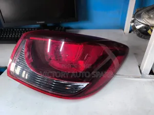 Mazda Demio 2014/2016 Taillight